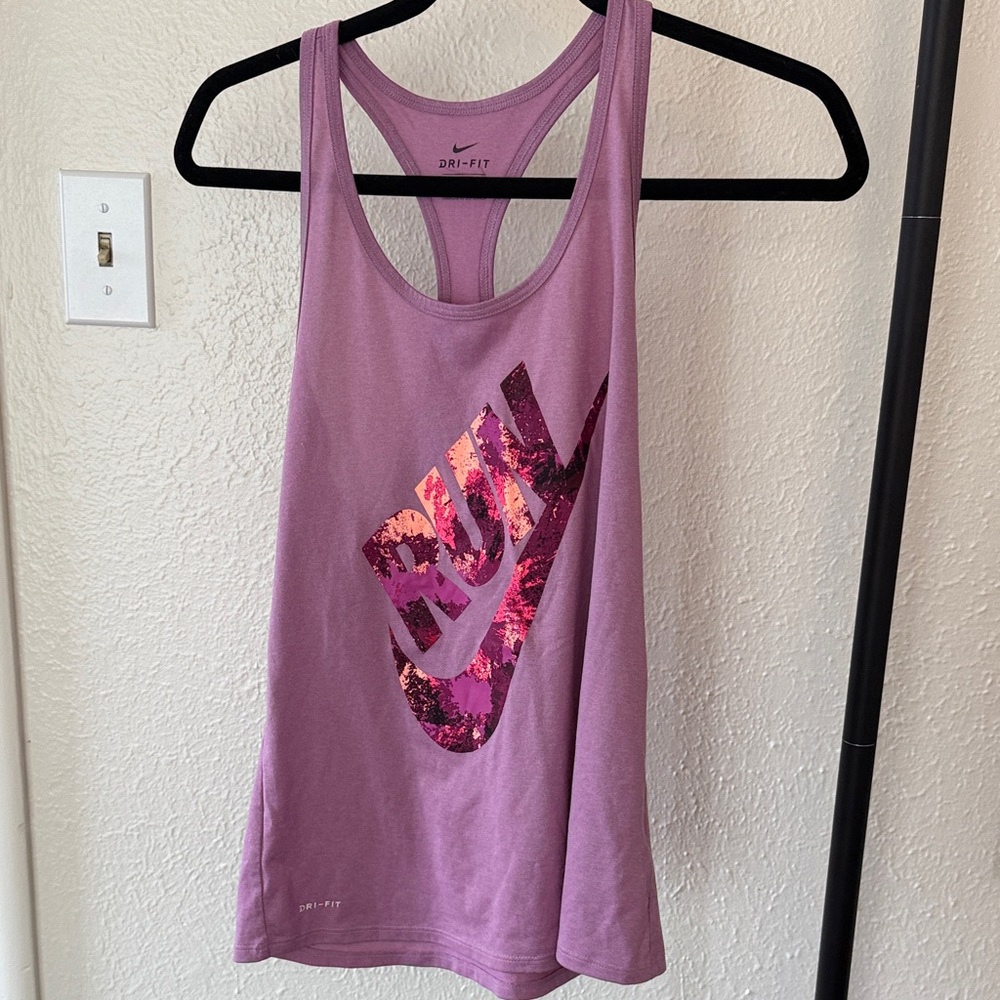 Nike Women's Lavender Tank Top with RUN Logo dri fit Small VGUC
